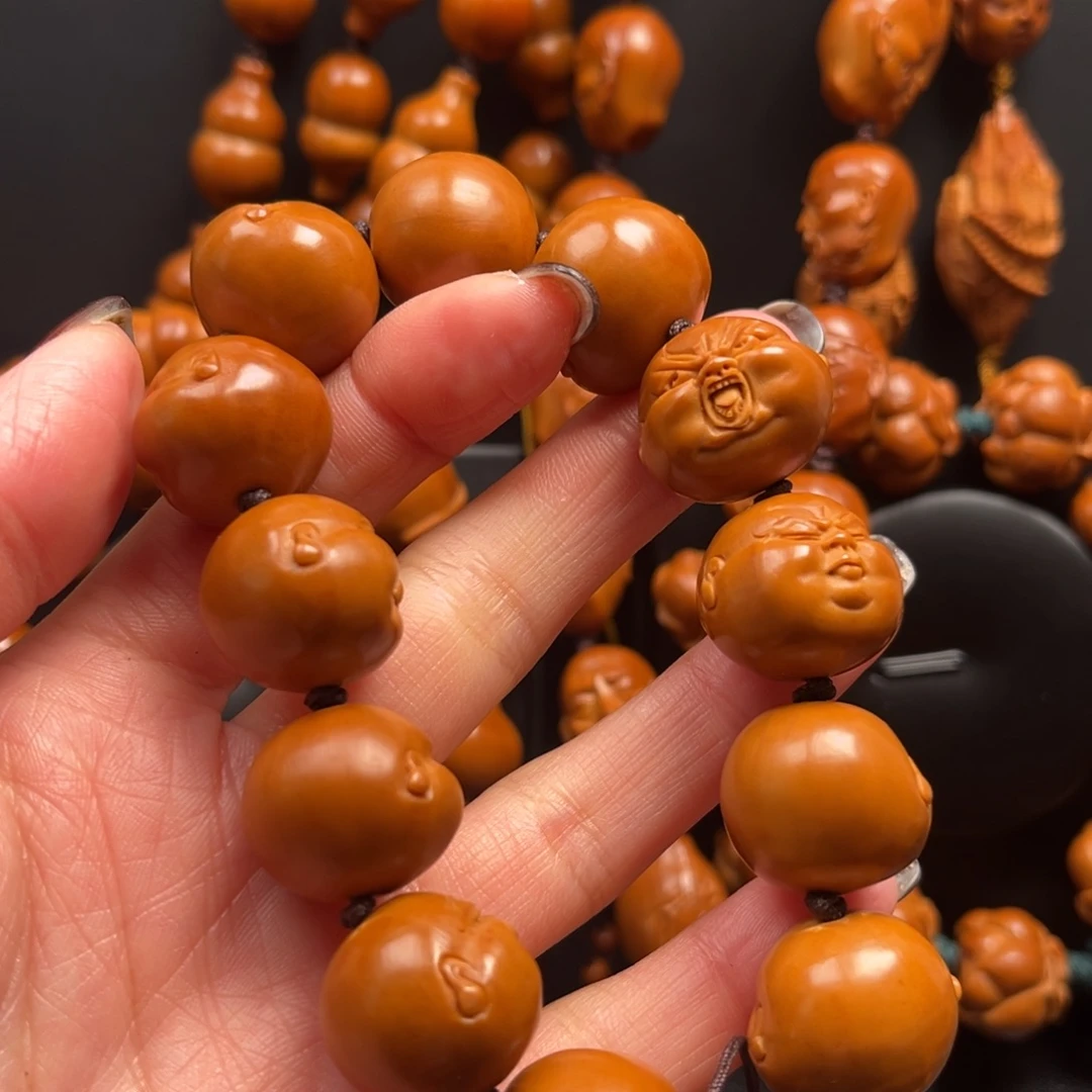 吊坠橄榄核人生百态