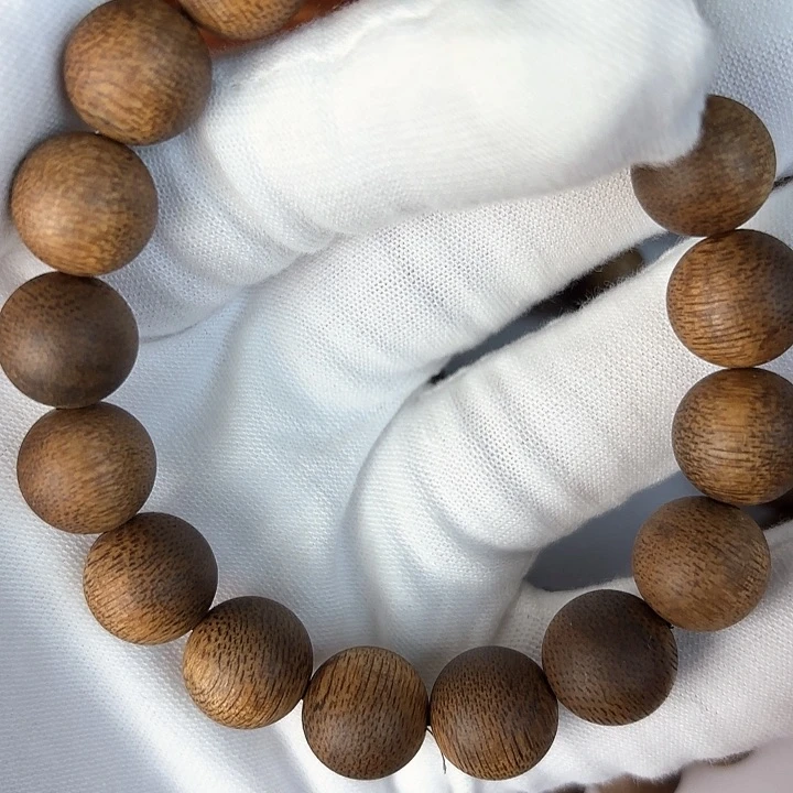 沉香手串芽庄树心油1.2
