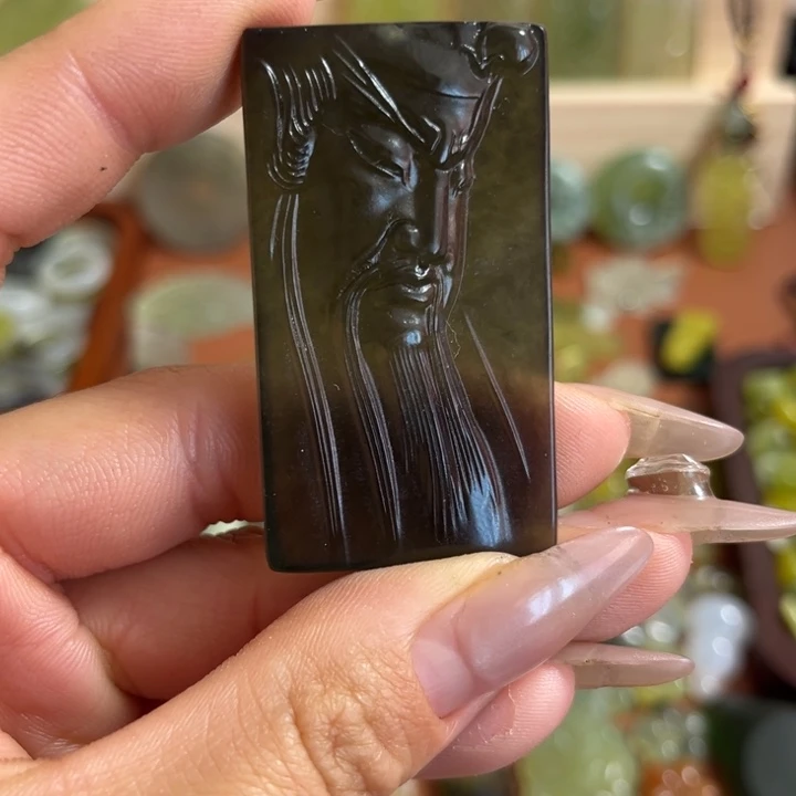 蛇纹石玉合金颈饰
