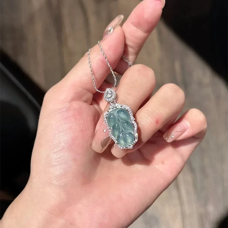 链子925银合成锆石 新中式冰清玉叶高冰透叶子吊坠项链女款锁骨链