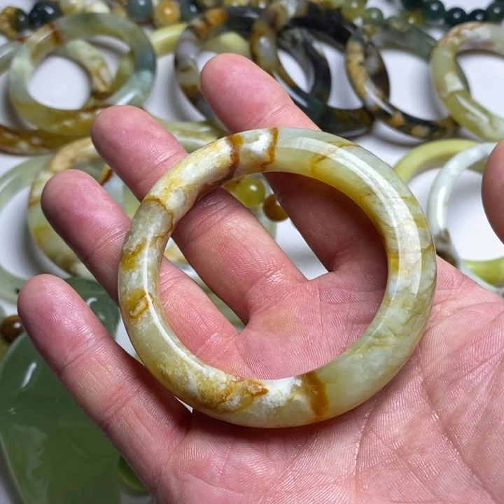 未镶嵌蛇纹石玉手镯