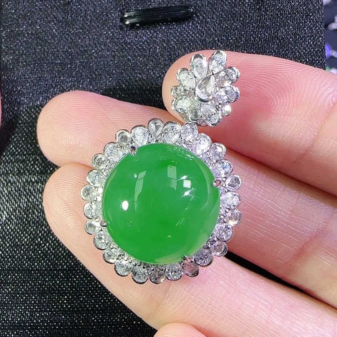 翡翠18K金镶嵌吊坠(不含链)