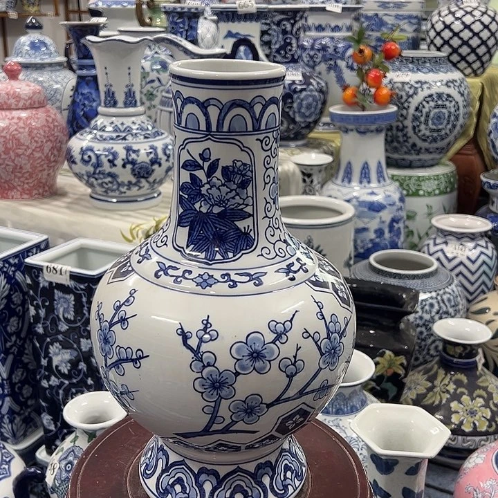摆件青花瓷居家摆件，花瓶