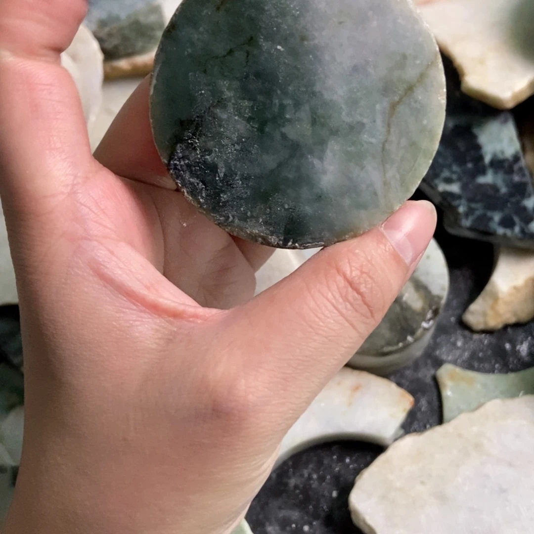 翡翠未镶嵌颈饰天然翡翠