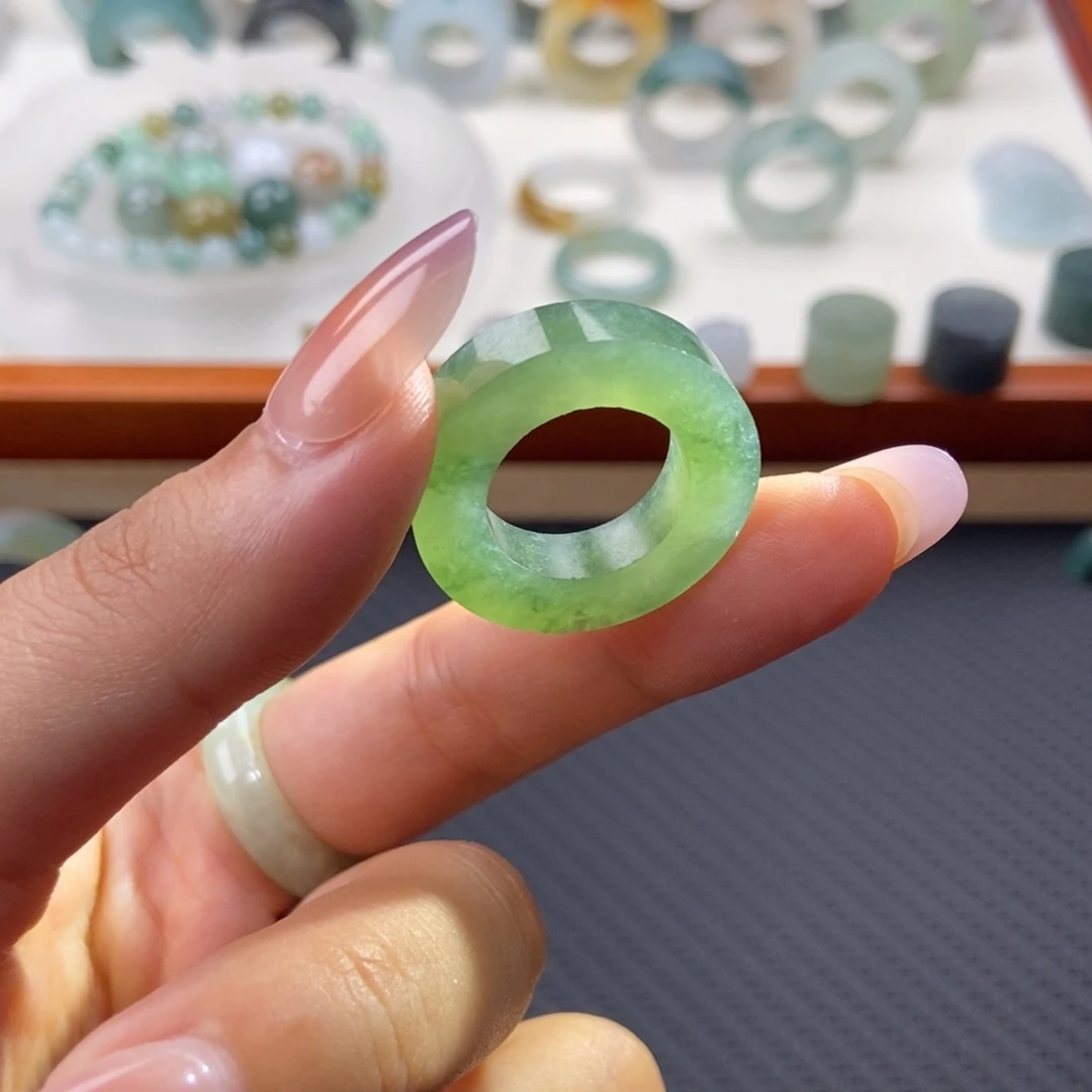 未镶嵌定制翡翠翡翠定制