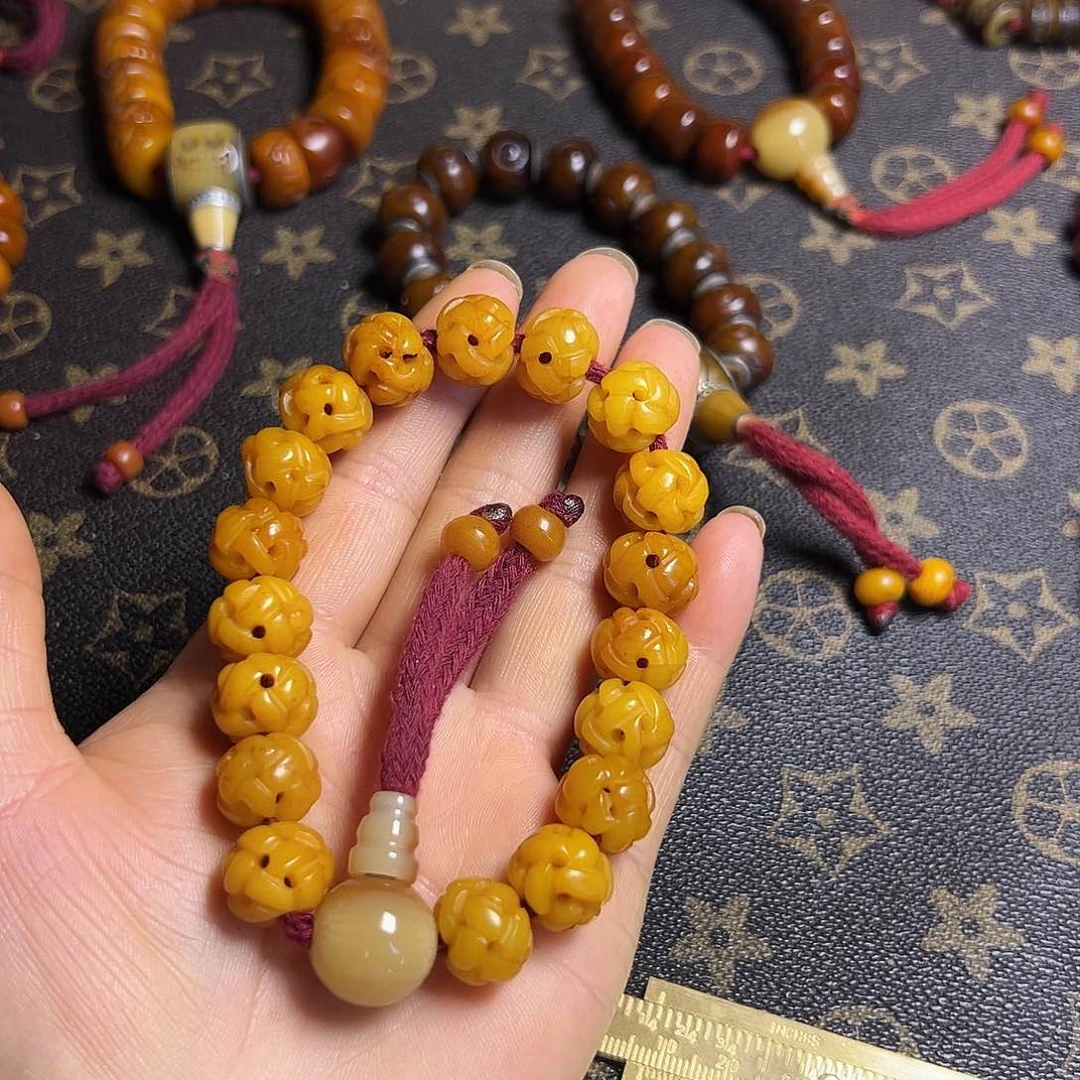 香榧木藏区手串牛骨