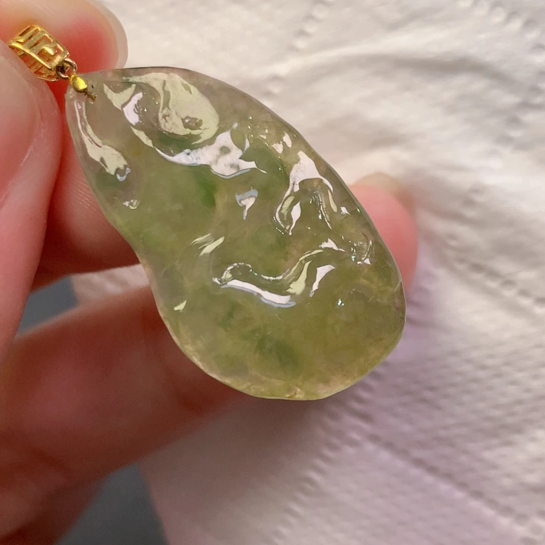 吊坠(不含链)未镶嵌翡翠