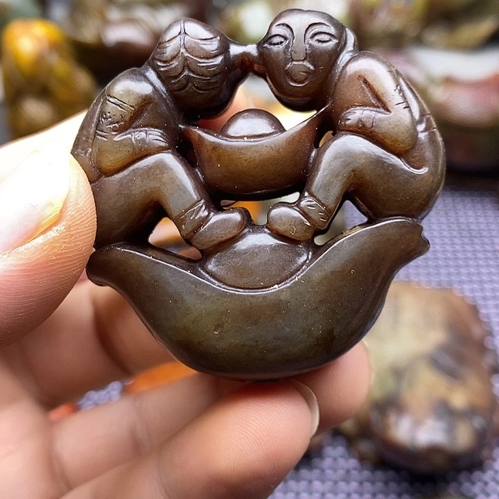 蛇纹石玉未镶嵌颈饰