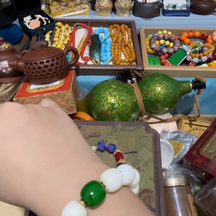 绿泥——————————————————————