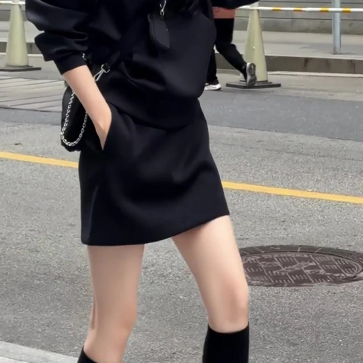 黑色西装半身裙大码短裙女秋季2025新款高腰显瘦口袋气质百搭半裙