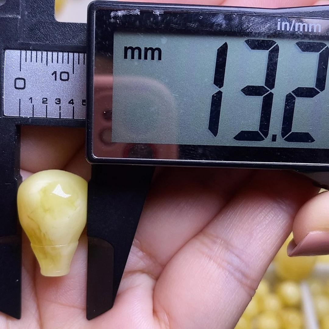 裸石琥珀未镶嵌蜜蜡三通