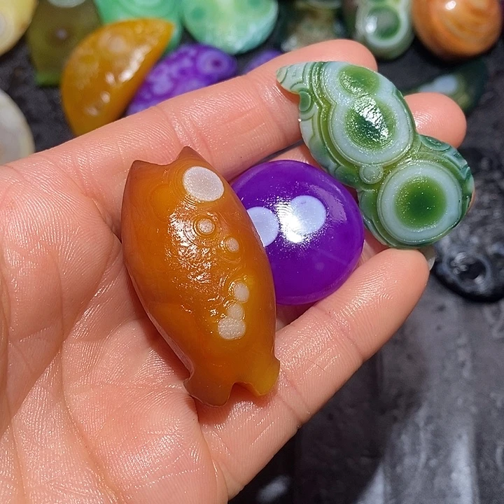 。***°玛瑙/玉髓合金颈饰