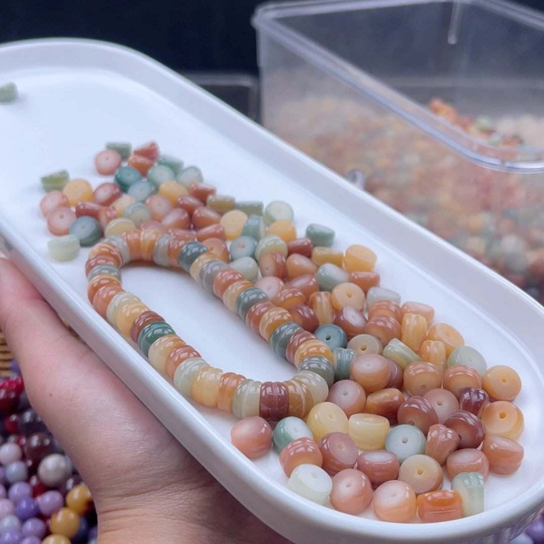 白玉菩提吊坠a10mm33颗。夹心