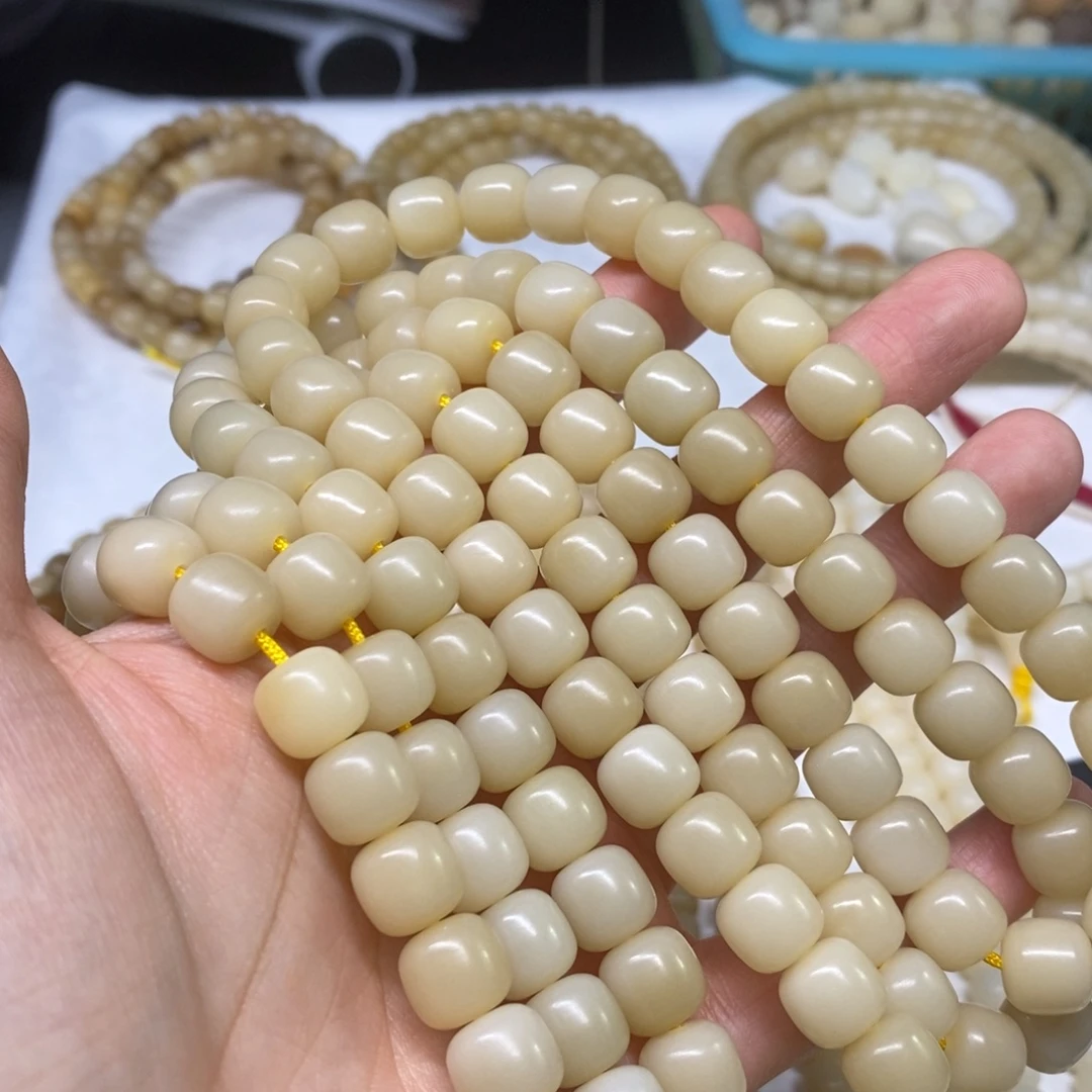 r***t吊坠菩提根/象牙果r