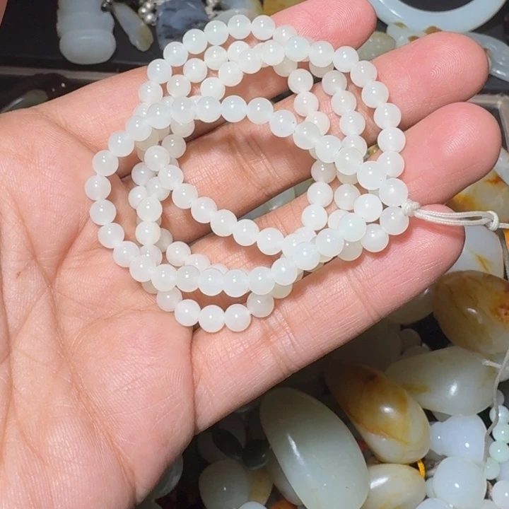 和田玉未镶嵌项链