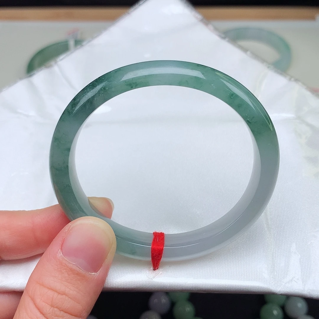 翡翠未镶嵌手镯55圈贵妃手镯