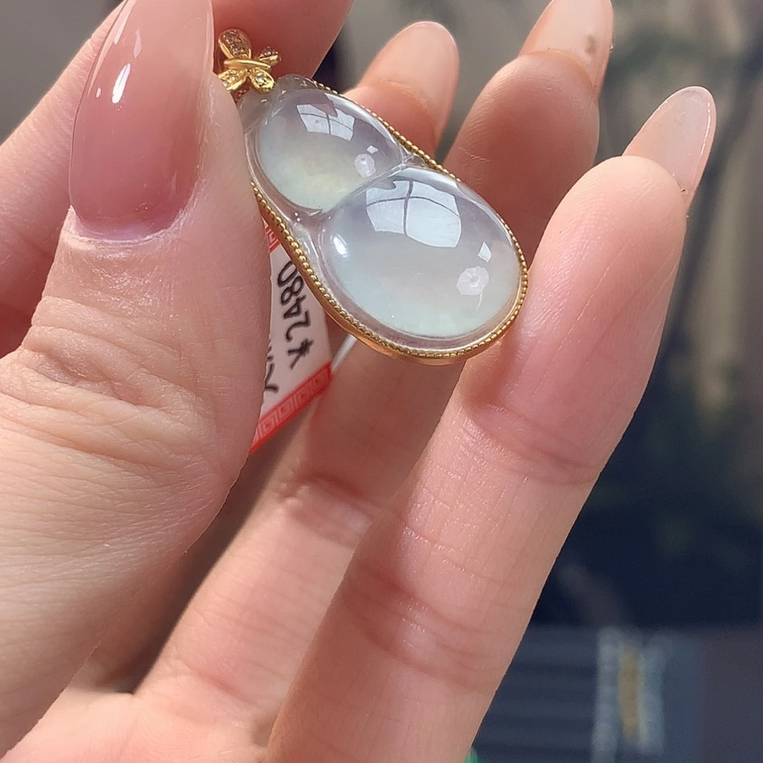 翡翠18K金镶嵌项链