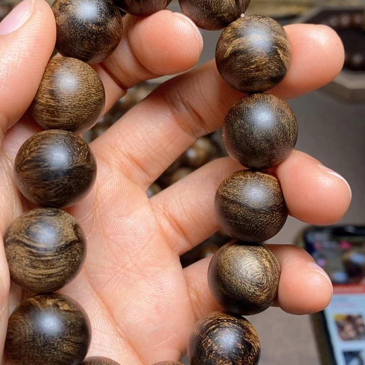 沉香手串越南芽庄瘤疤黄棋楠1.6单圈