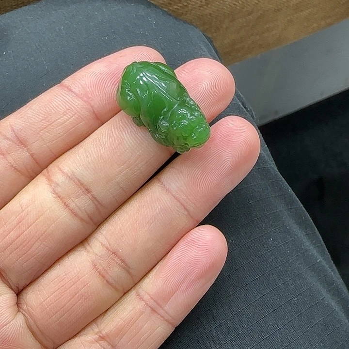 和田玉（碧玉）未镶嵌颈饰