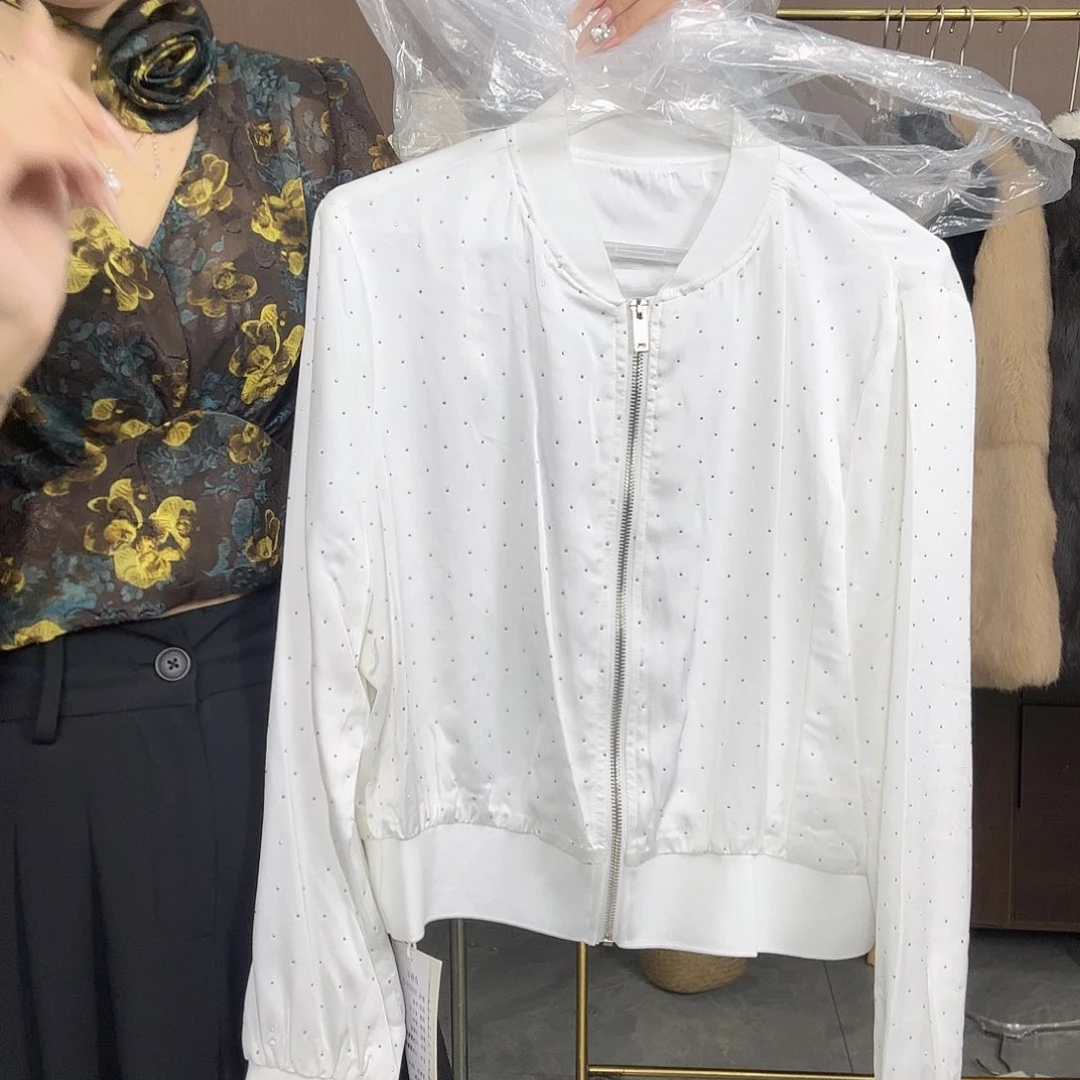 白色防晒，不退不换