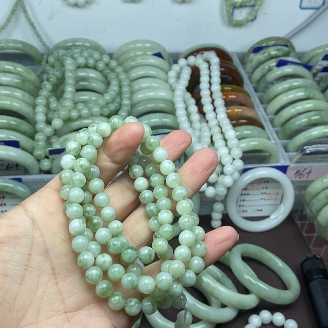 蛇纹石玉未镶嵌手链