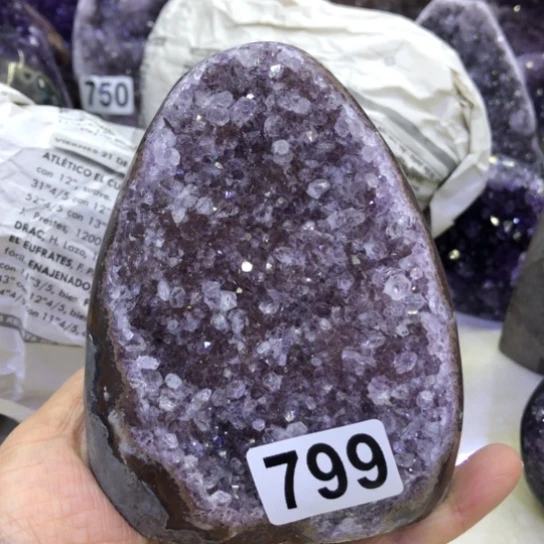 紫晶天然水晶摆件未镶嵌