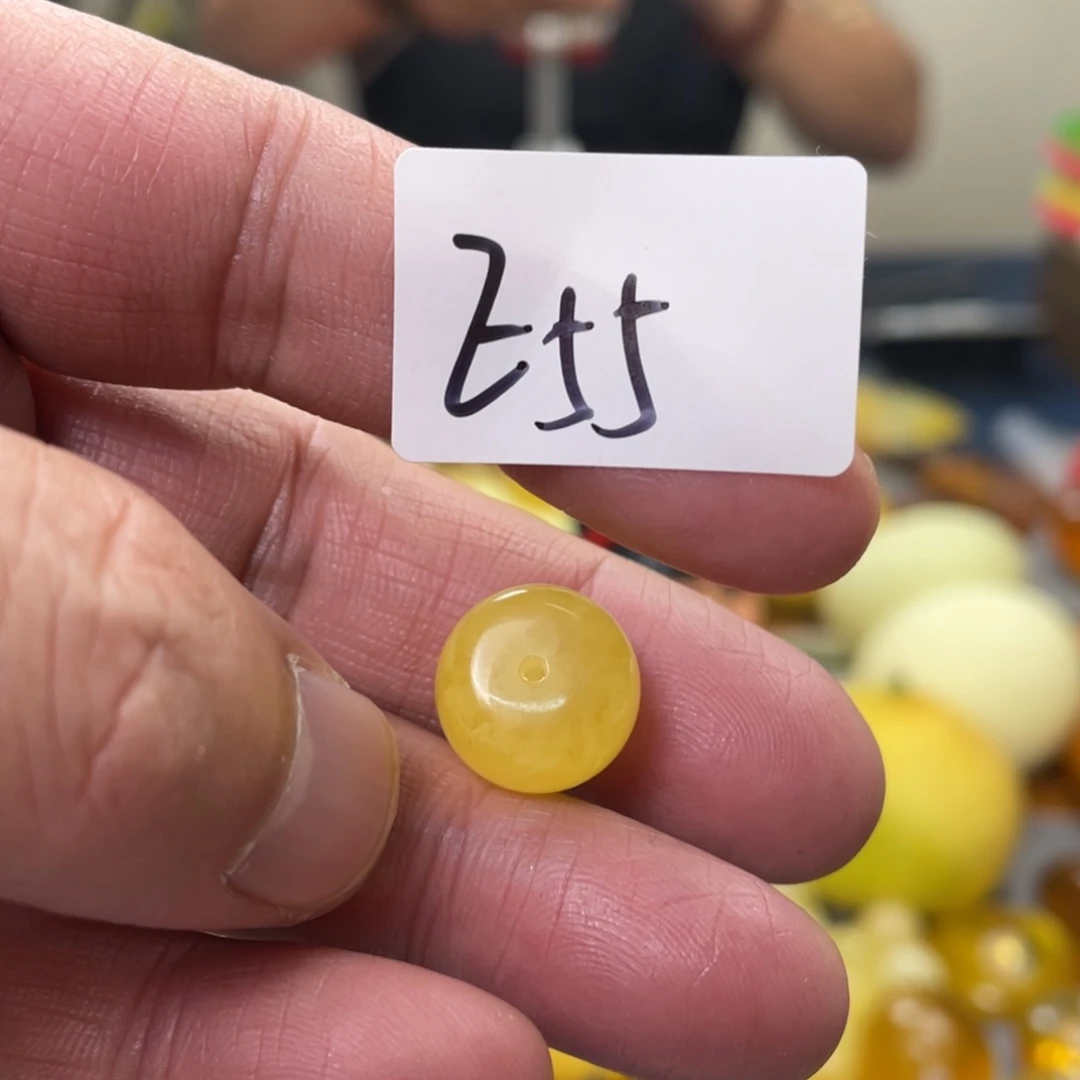 手链琥珀未镶嵌多样性发，发其中一件