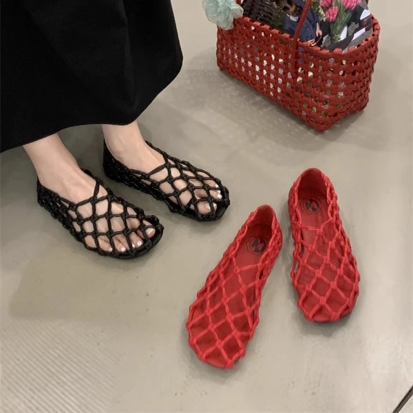 法式时尚编织网面镂空平底圆头凉鞋2025夏季新款一脚蹬红色猪笼鞋