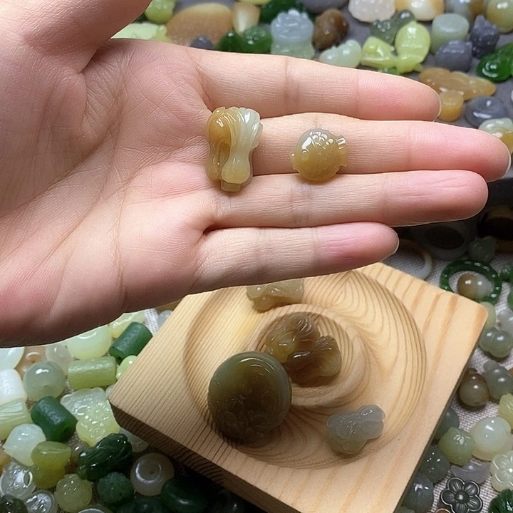 未镶嵌和田玉挂件?*茶