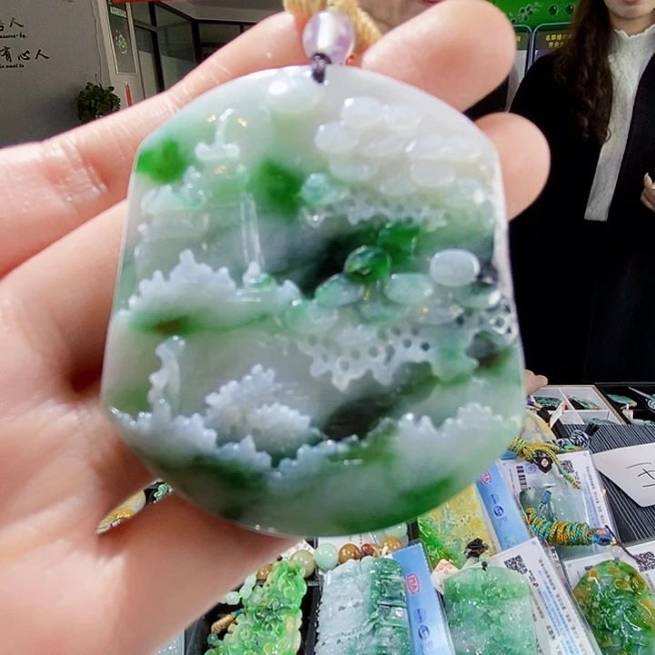 颈饰未镶嵌翡翠翡翠