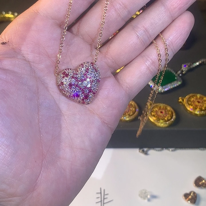 非金属51项链。