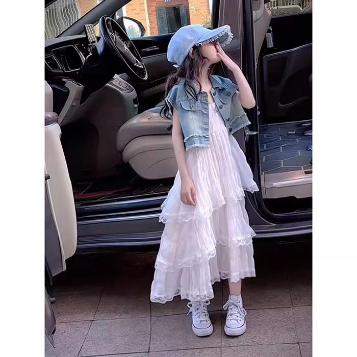 女童连衣裙夏季套装儿童夏装牛仔马甲中大童吊带蛋糕长款沙滩裙子