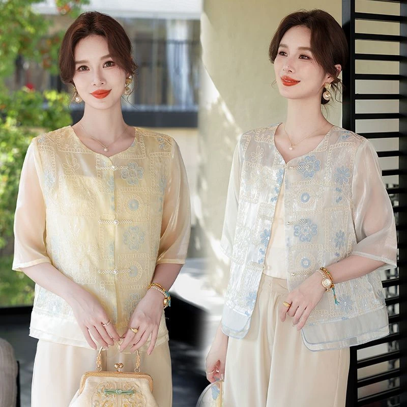 国风夏季绣花妈妈装短款上衣开衫中老年女装薄款百搭盘扣中袖衬衫