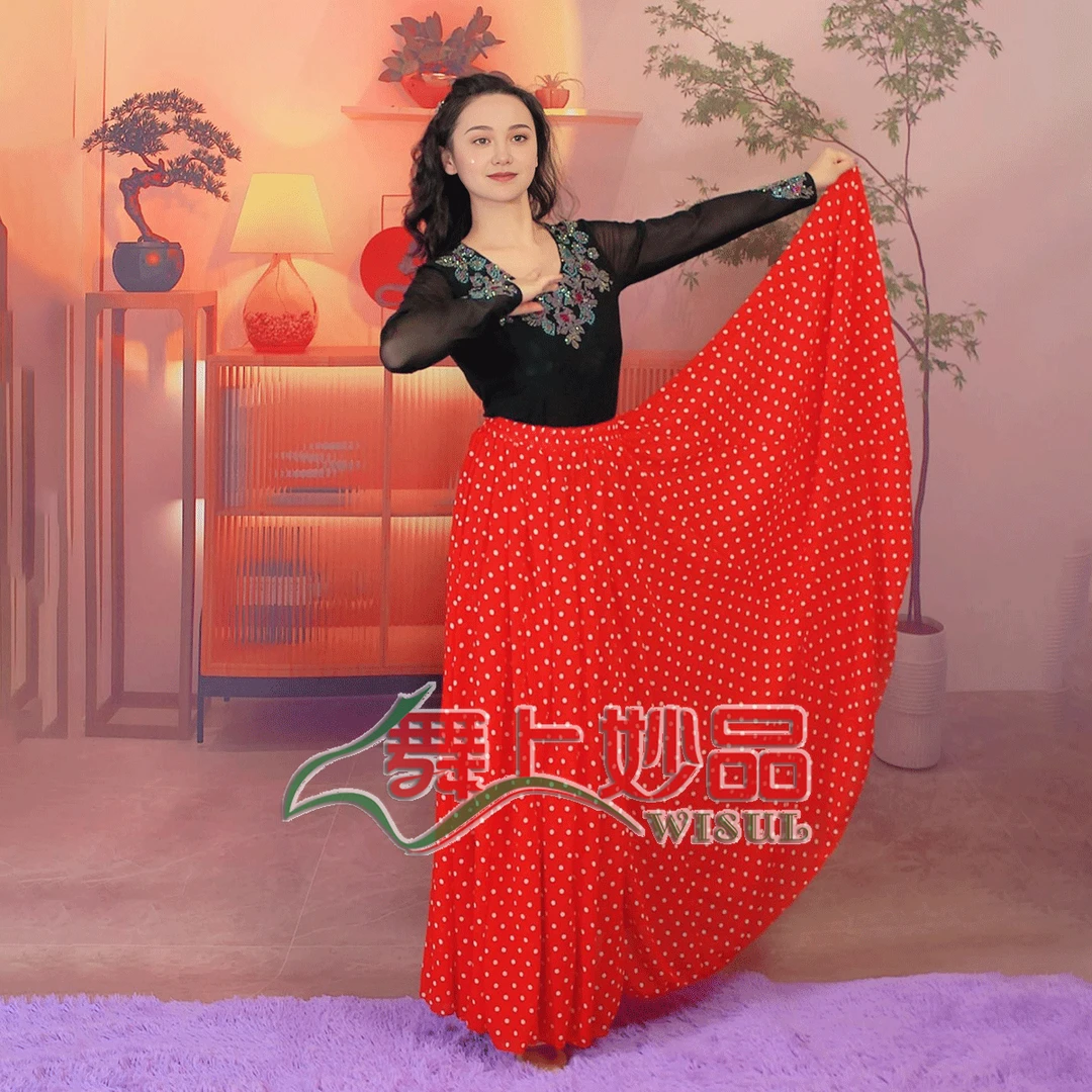A27新疆民族舞蹈服波点裙