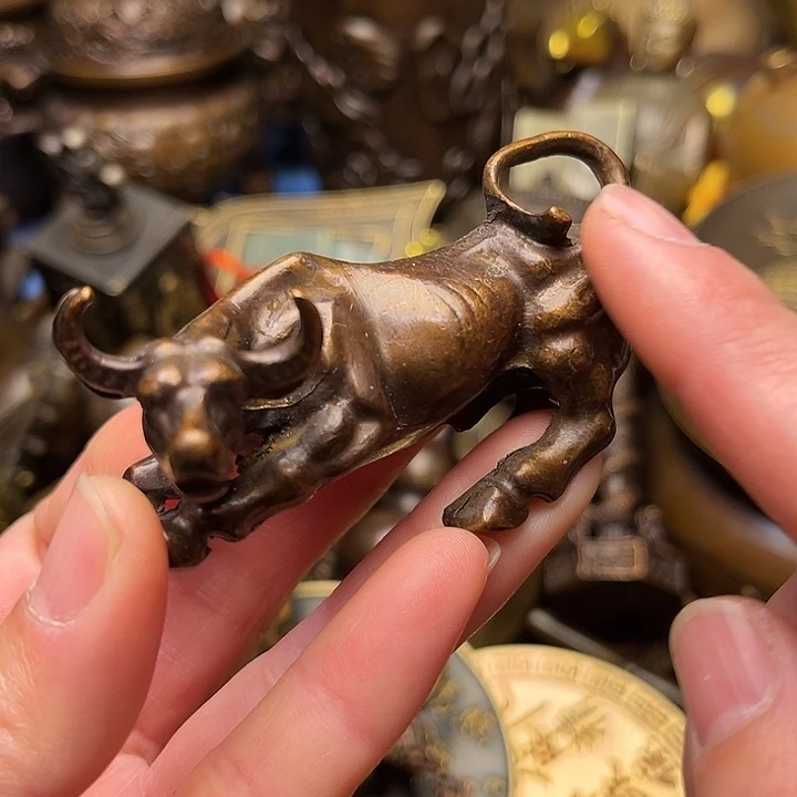 精美铜器批发档口