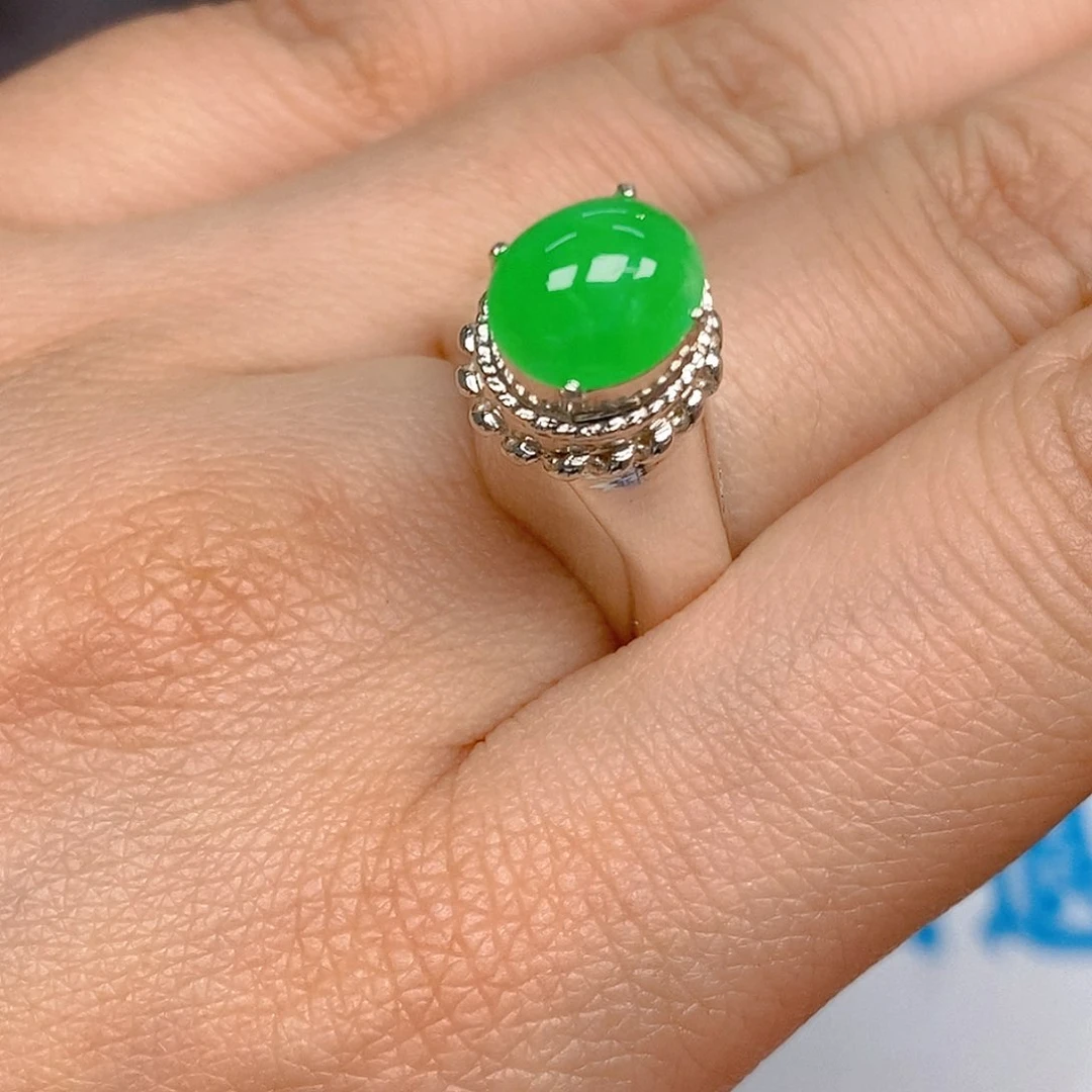 翡翠戒指未镶嵌翡翠