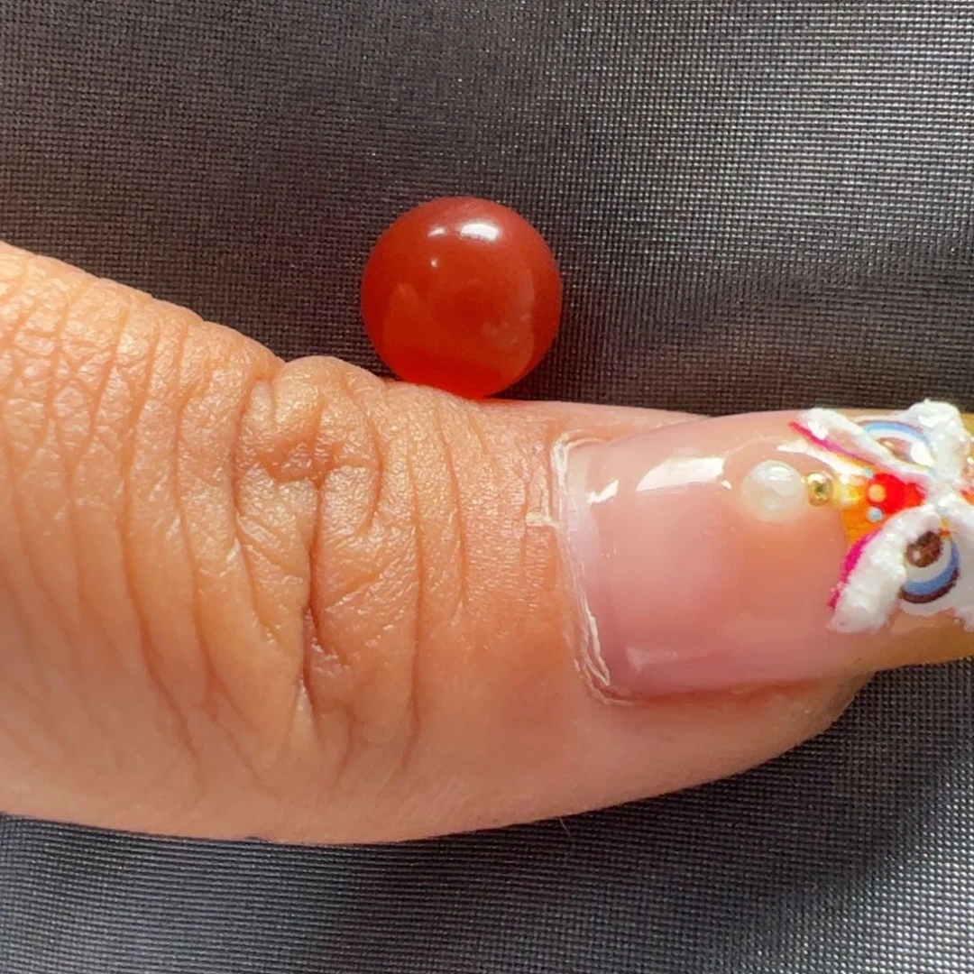 南红玛瑙珠子未镶嵌l***a