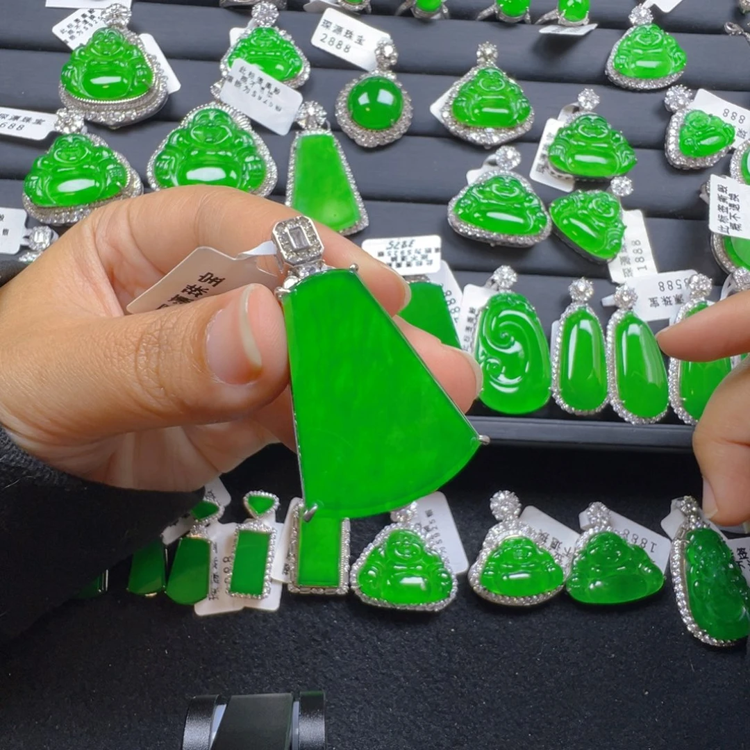 翡翠银S925镶嵌颈饰