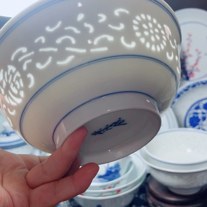青花玲珑7寸面碗满雕双福双线