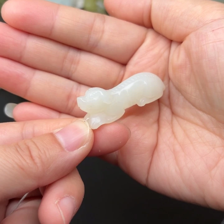 未镶嵌和田玉挂件