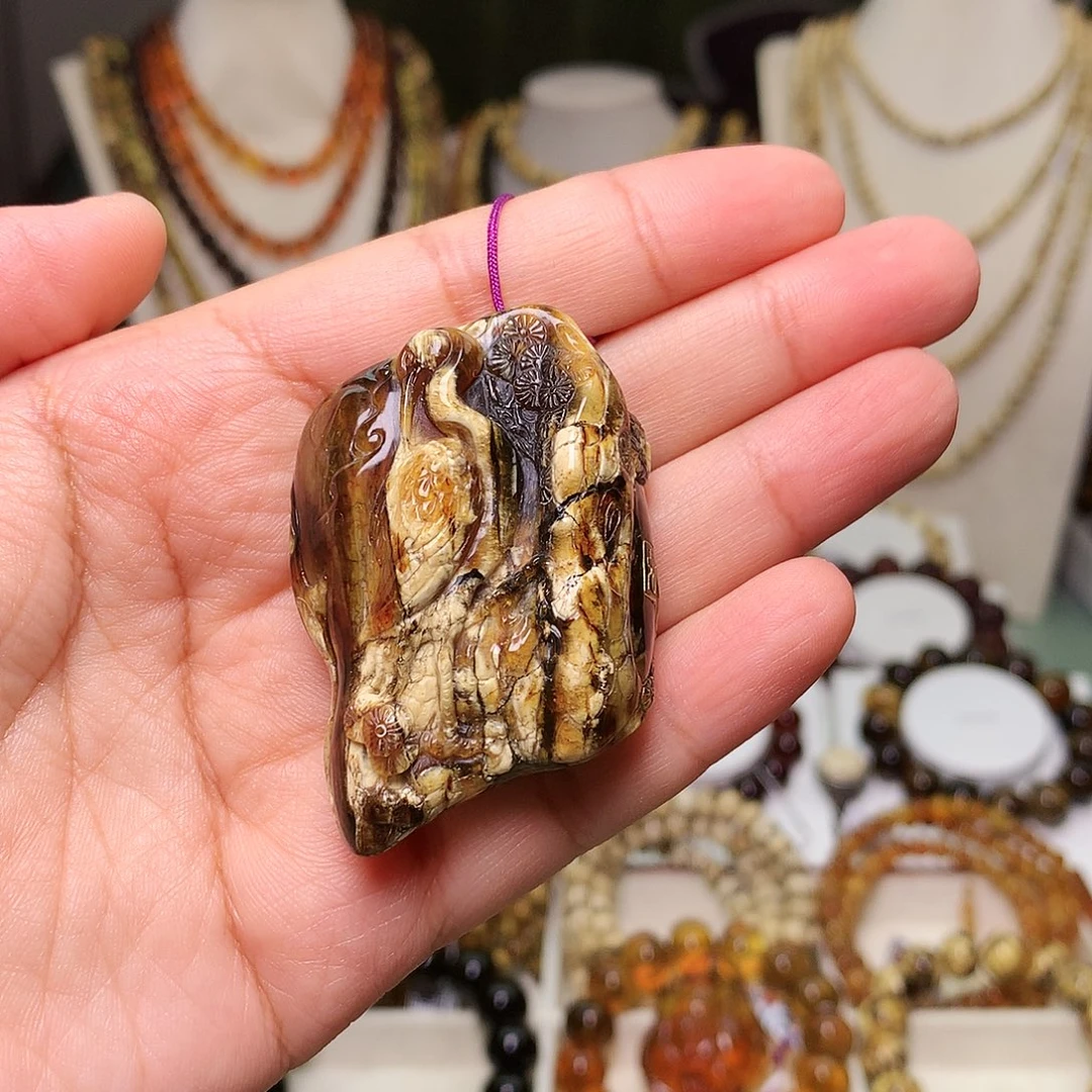 琥珀未镶嵌裸石松鹤延年495