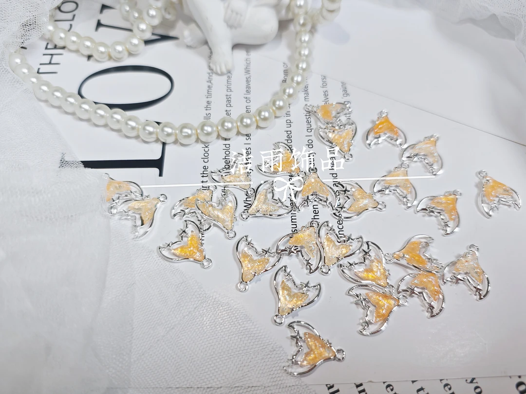 (洁雨饰品 DIY)  P406  银底橘人鱼姬渐变美人鱼保色吊坠