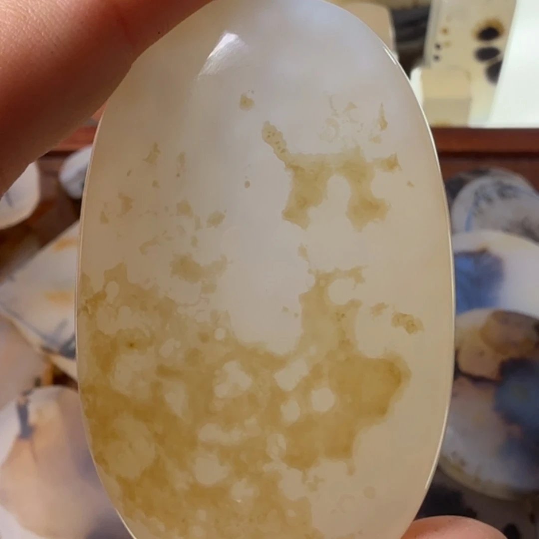 玛瑙/玉髓未镶嵌珠宝半成品