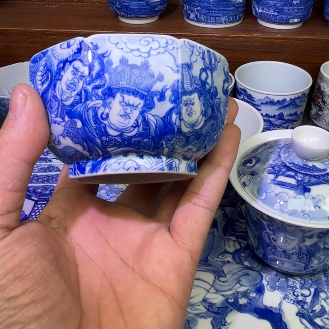 刘***宇陶摆件手工手绘哈哈哈哈