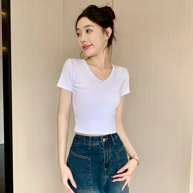 白色短款洋气上衣女V领短袖t恤2025新款夏高腰设计感露肚脐装纯欲