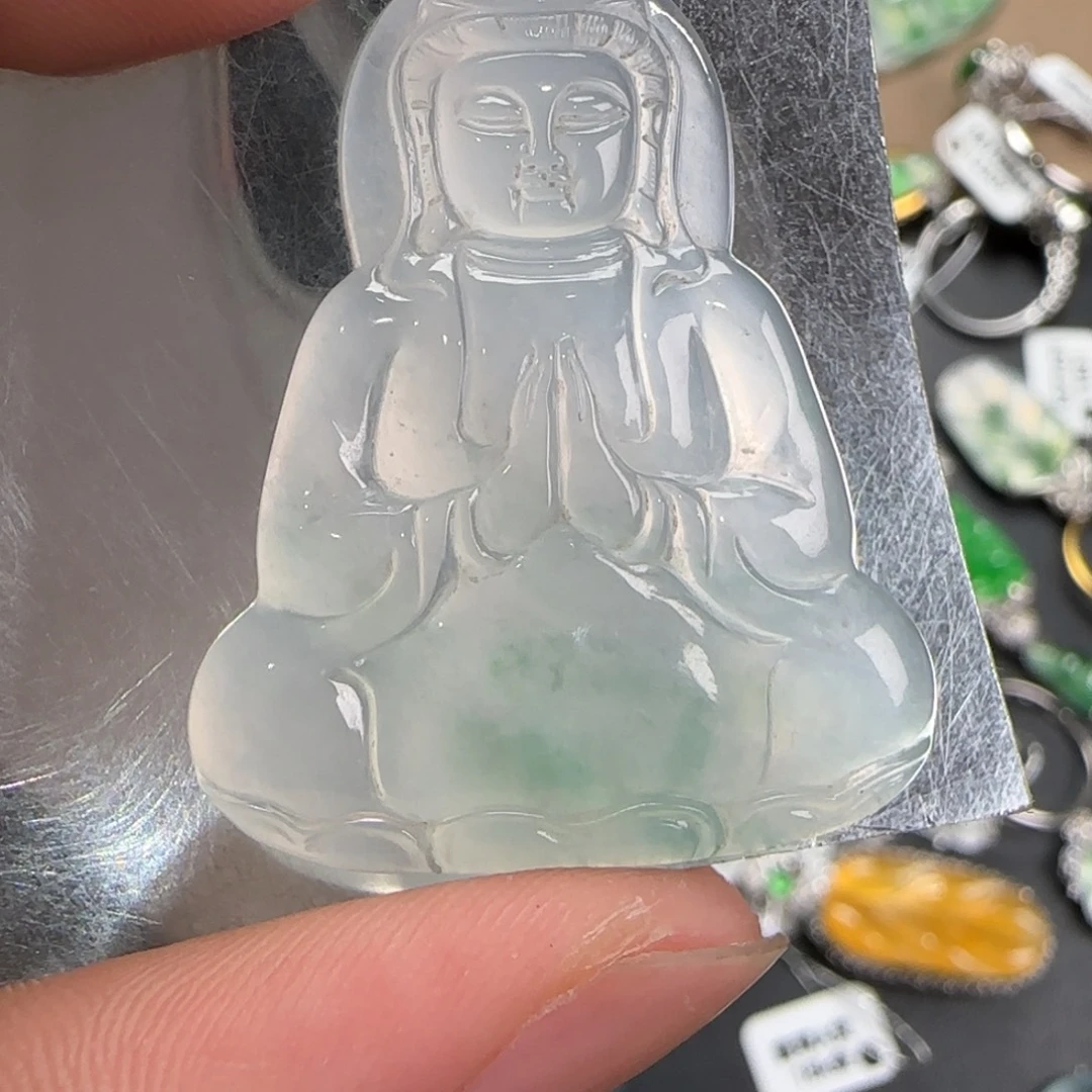 翡翠未镶嵌颈饰