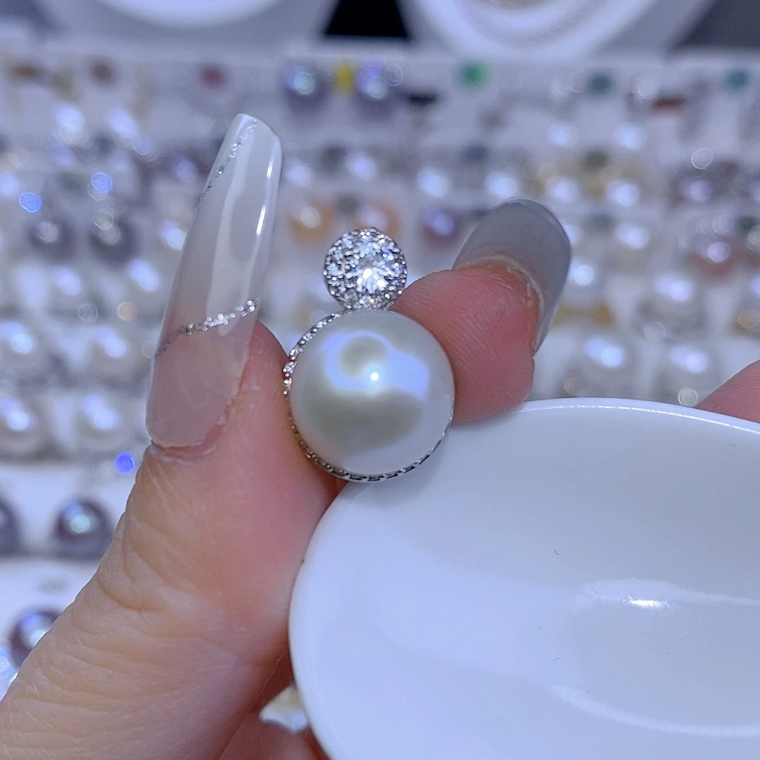 颈饰合金淡水珍珠11.7