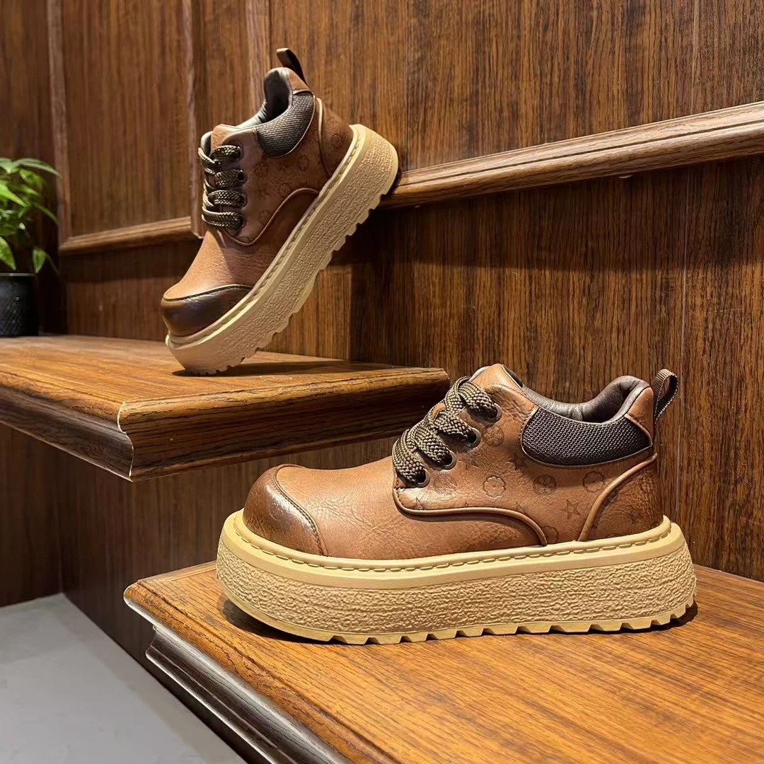 男鞋潮流轻奢英伦风时尚厚底皮革拼接休闲鞋增高百搭单棉马丁靴