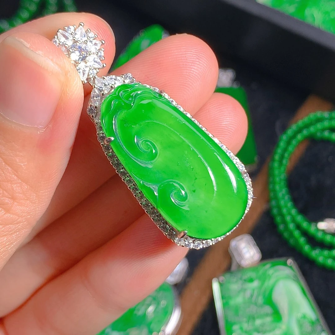 翡翠吊坠(不含链)未镶嵌