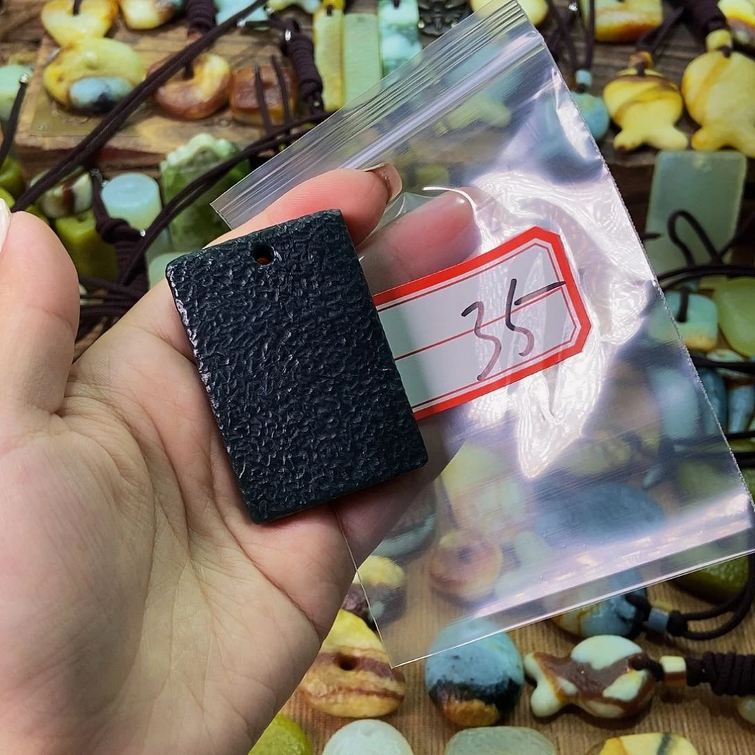 未镶嵌蛇纹石玉挂件得****好